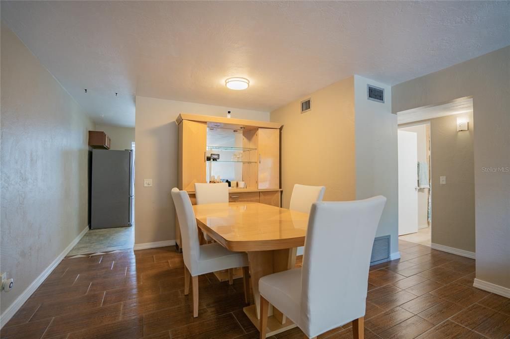 En Venta: $135,000 (2 camas, 2 baños, 980 Pies cuadrados)