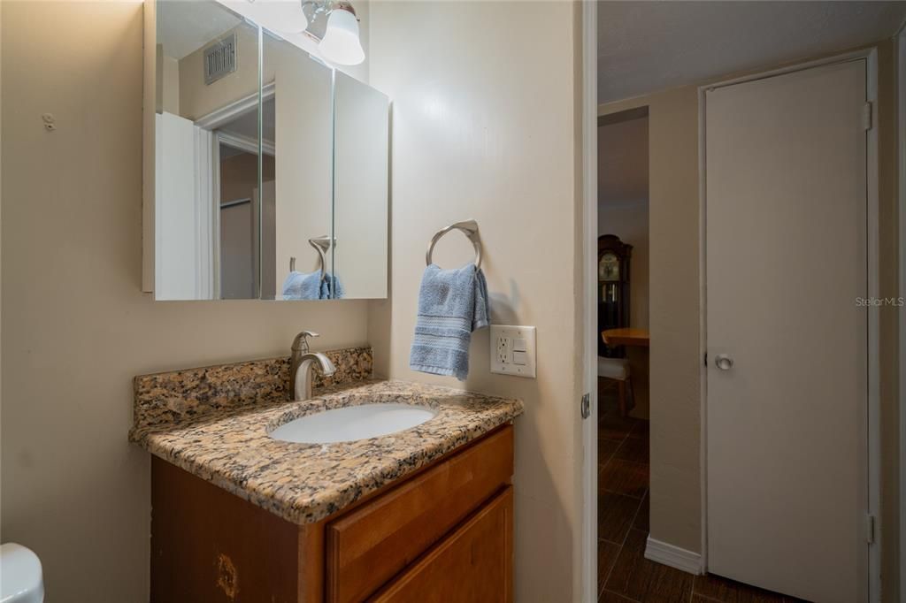 En Venta: $135,000 (2 camas, 2 baños, 980 Pies cuadrados)