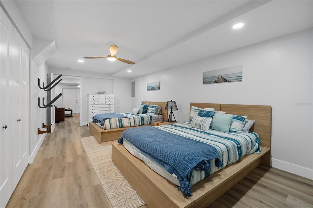 En Venta: $1,690,000 (4 camas, 2 baños, 2848 Pies cuadrados)