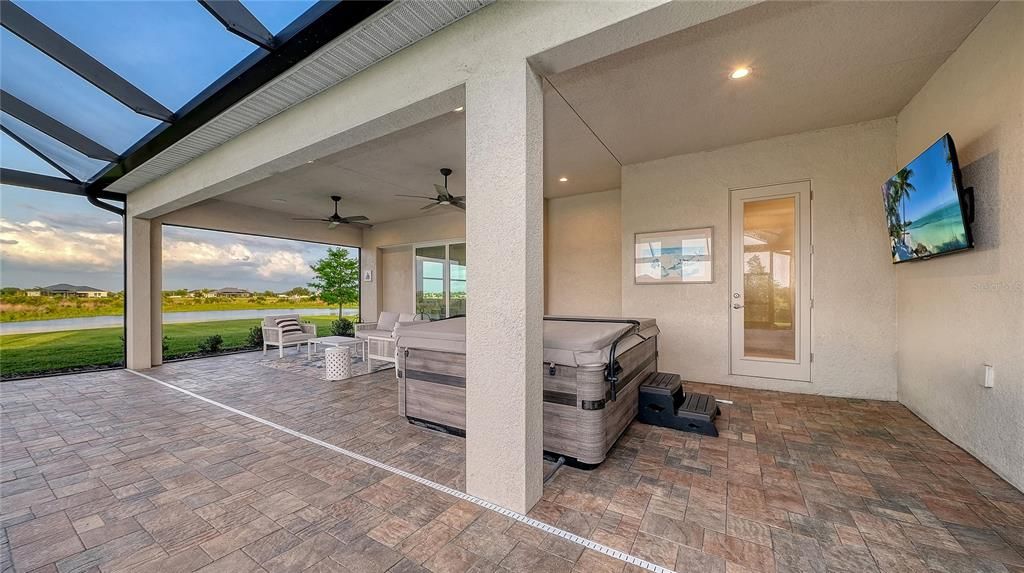For Sale: $1,595,000 (4 beds, 3 baths, 3561 Square Feet)
