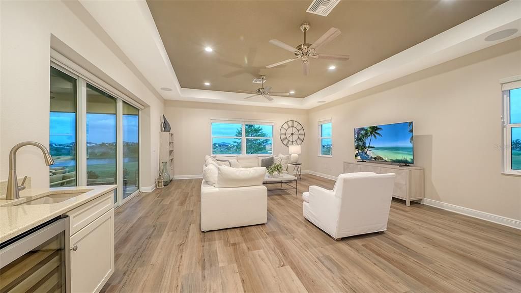 For Sale: $1,595,000 (4 beds, 3 baths, 3561 Square Feet)