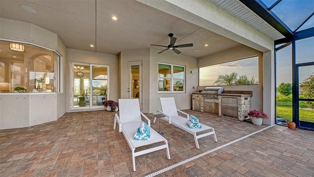 For Sale: $1,595,000 (4 beds, 3 baths, 3561 Square Feet)