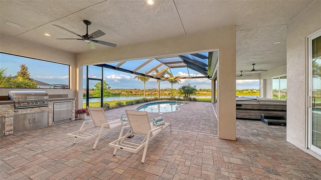 For Sale: $1,595,000 (4 beds, 3 baths, 3561 Square Feet)