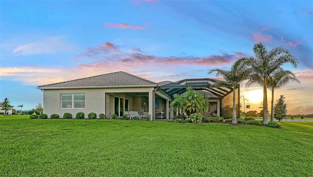 For Sale: $1,595,000 (4 beds, 3 baths, 3561 Square Feet)