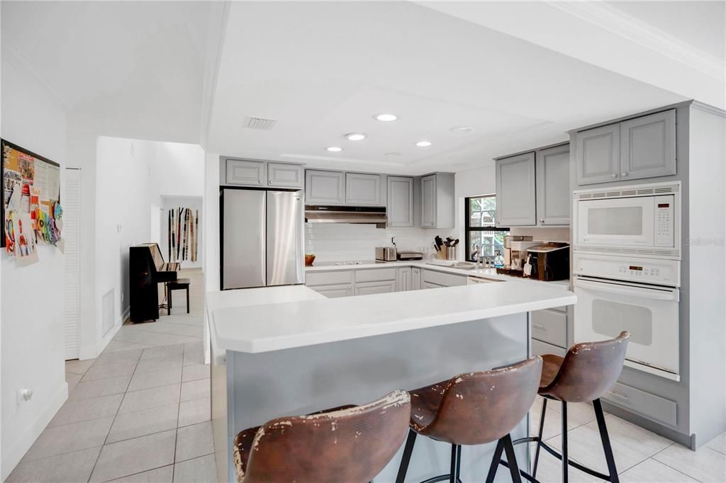 En Venta: $649,900 (4 camas, 2 baños, 2226 Pies cuadrados)