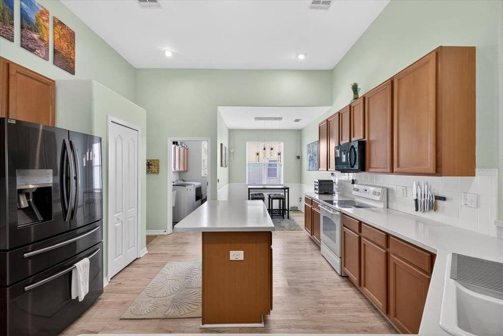 For Sale: $505,000 (4 beds, 3 baths, 2133 Square Feet)