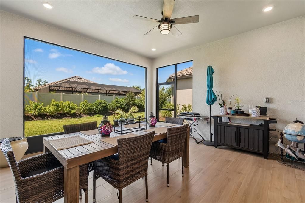 En Venta: $900,000 (3 camas, 3 baños, 3087 Pies cuadrados)