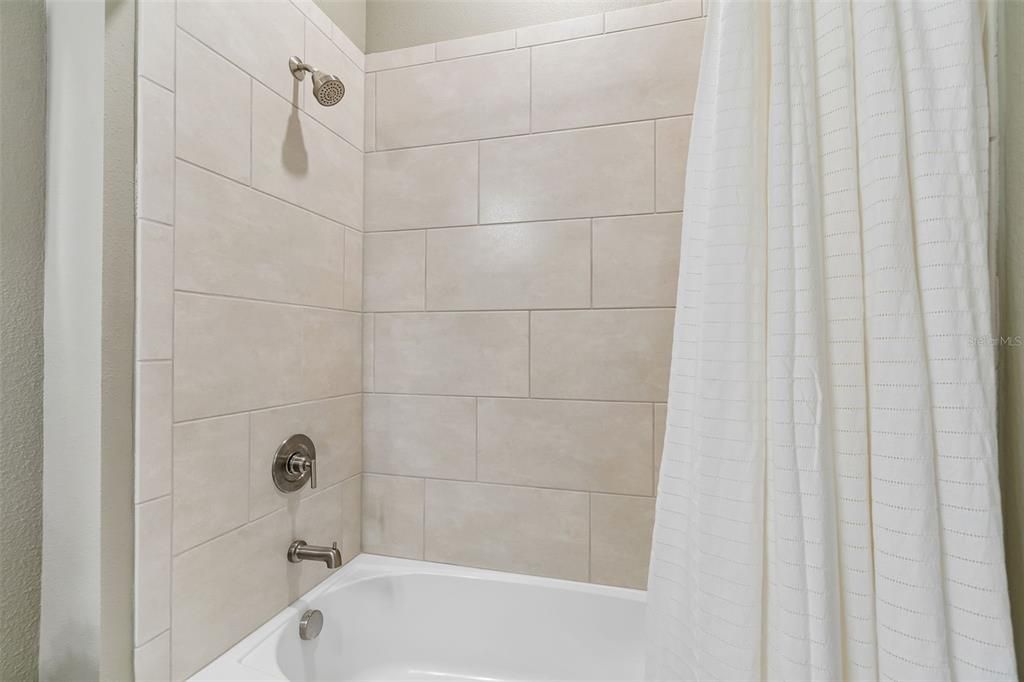 En Venta: $900,000 (3 camas, 3 baños, 3087 Pies cuadrados)