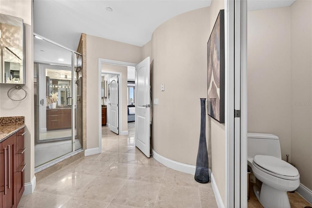 For Sale: $1,400,000 (3 beds, 3 baths, 3147 Square Feet)