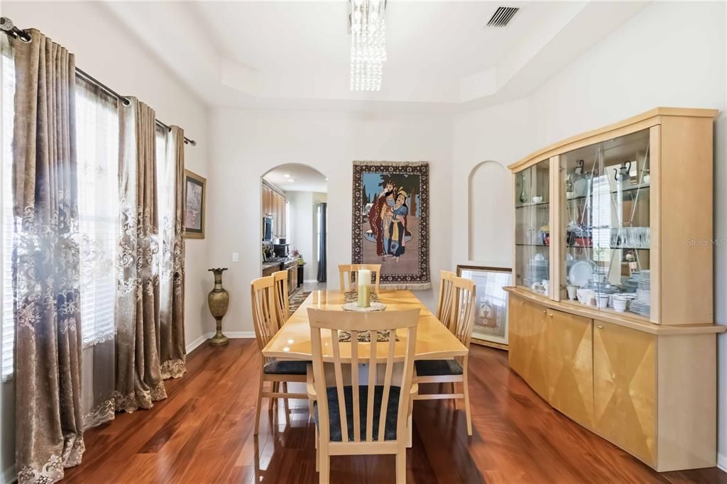 На продажу: $689,900 (4 спален, 3 ванн, 3455 Квадратных фут)