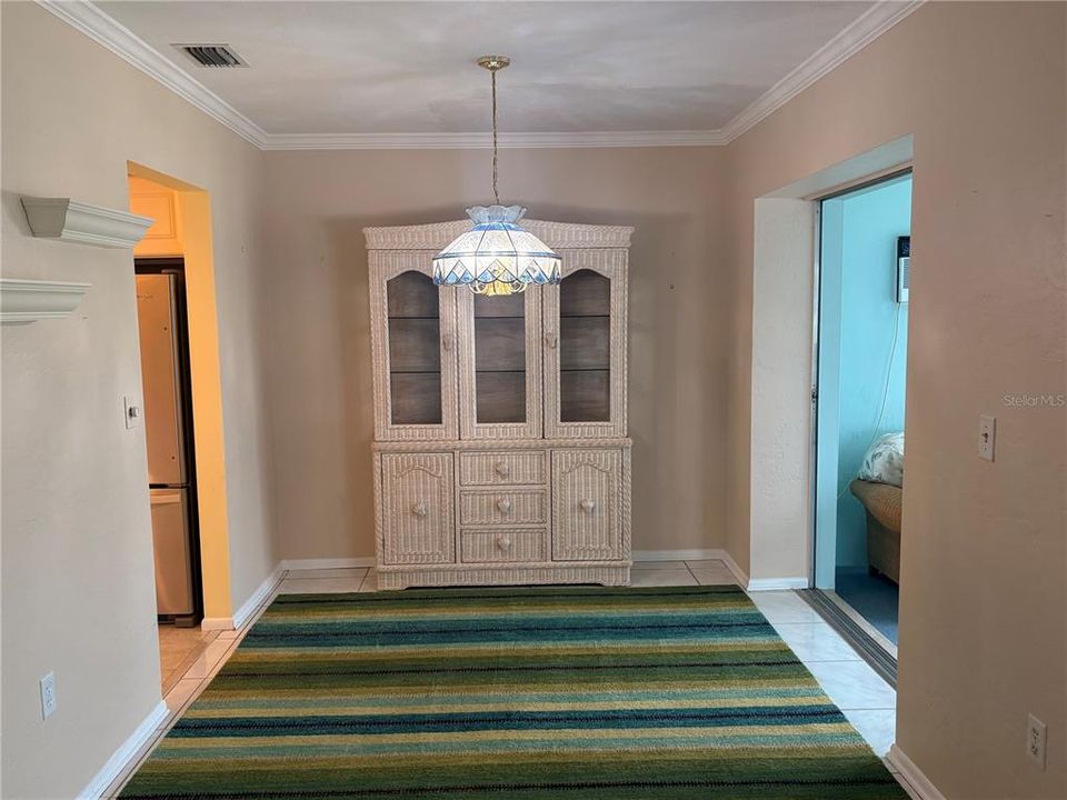 En Venta: $199,900 (2 camas, 2 baños, 1589 Pies cuadrados)