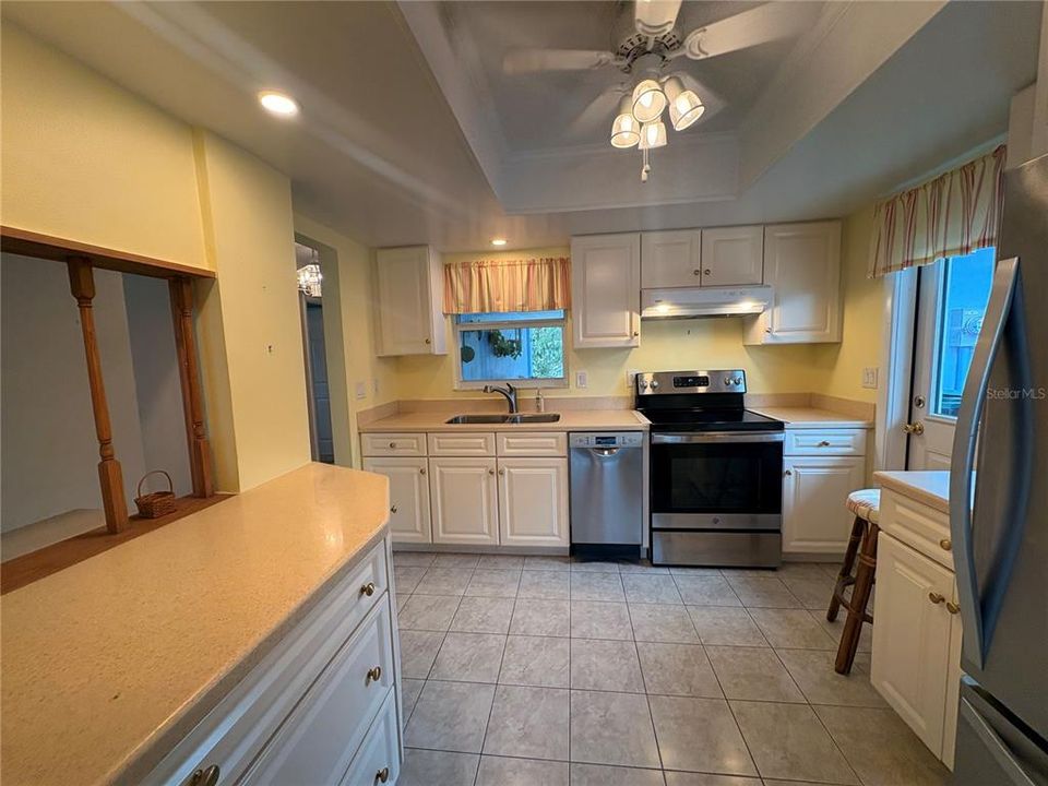 En Venta: $199,900 (2 camas, 2 baños, 1589 Pies cuadrados)