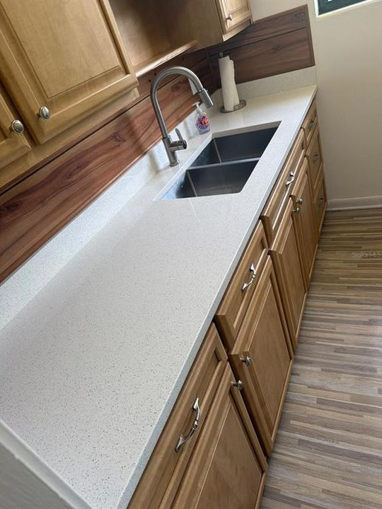 For Sale: $204,500 (3 beds, 1 baths, 1040 Square Feet)
