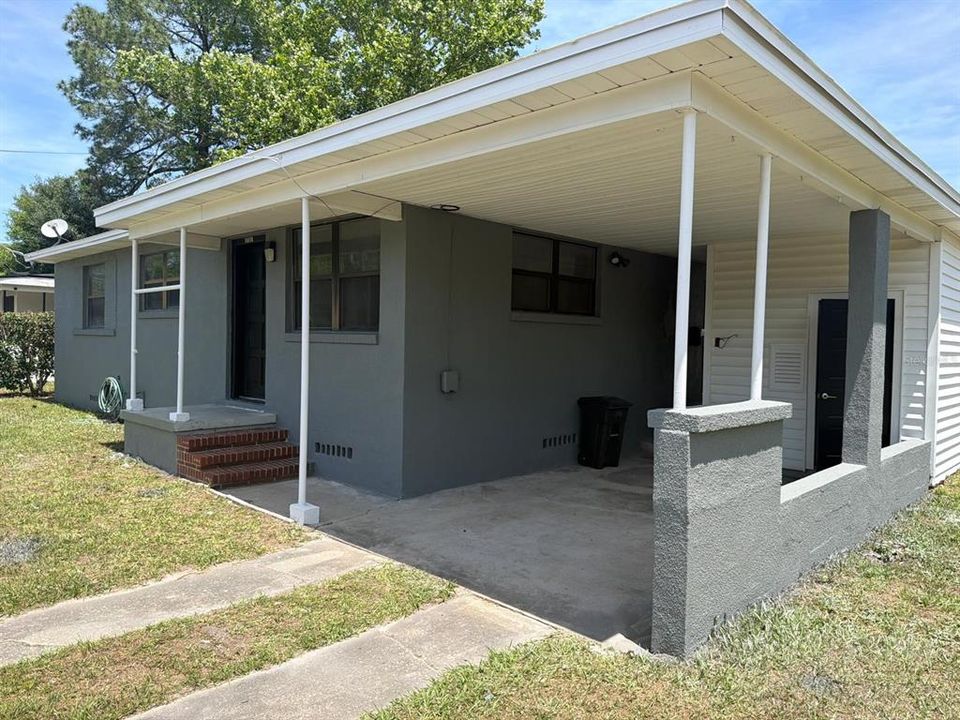 For Sale: $204,500 (3 beds, 1 baths, 1040 Square Feet)