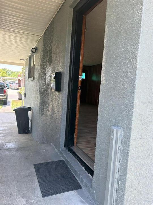 For Sale: $204,500 (3 beds, 1 baths, 1040 Square Feet)
