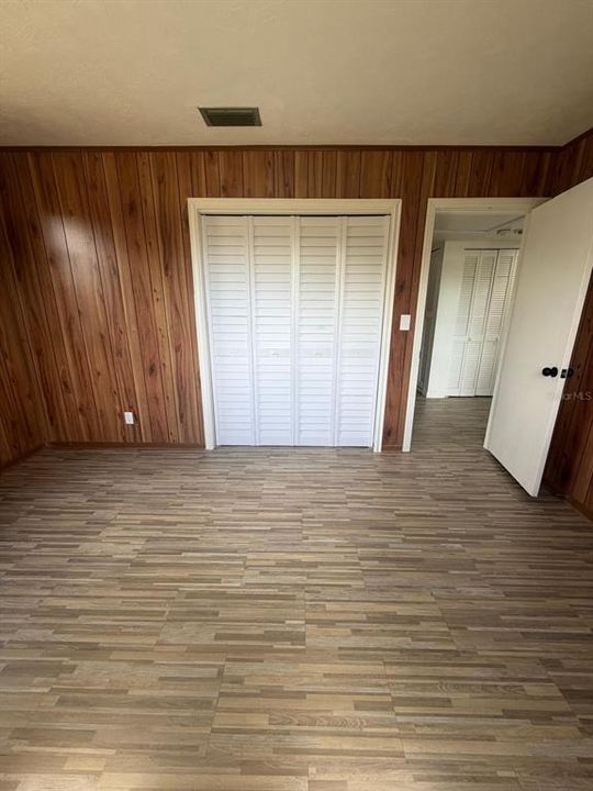 For Sale: $204,500 (3 beds, 1 baths, 1040 Square Feet)
