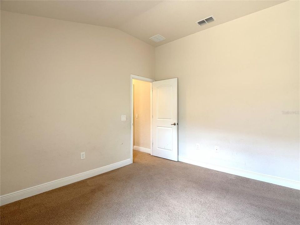 For Rent: $1,850 (3 beds, 2 baths, 1397 Square Feet)