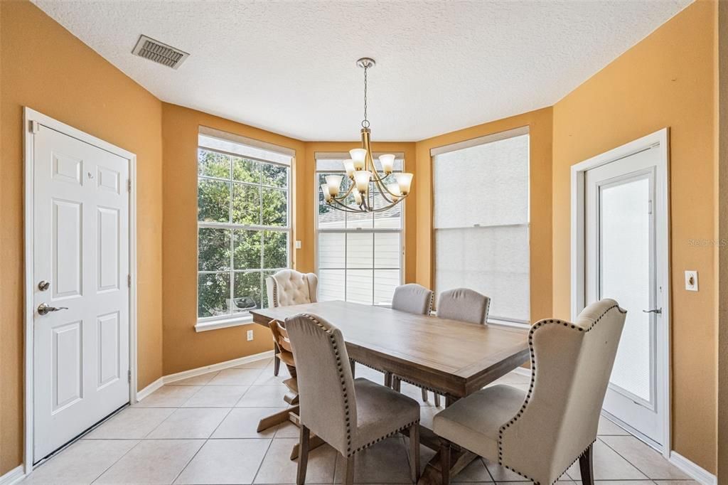 For Sale: $755,000 (3 beds, 2 baths, 2077 Square Feet)