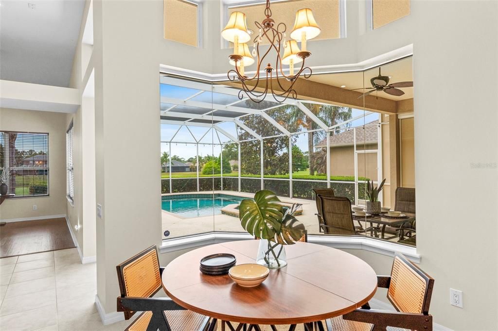 En Venta: $729,000 (4 camas, 3 baños, 2802 Pies cuadrados)