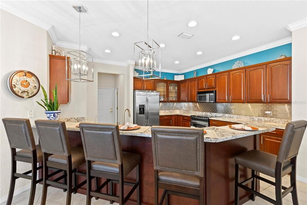 For Sale: $624,900 (3 beds, 2 baths, 2413 Square Feet)