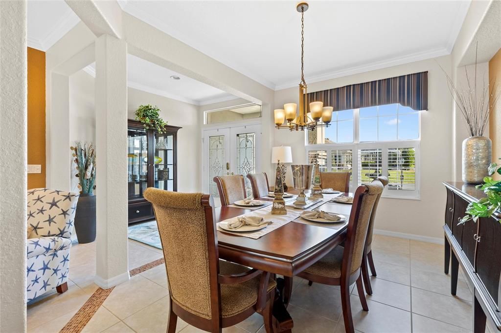 For Sale: $624,900 (3 beds, 2 baths, 2413 Square Feet)