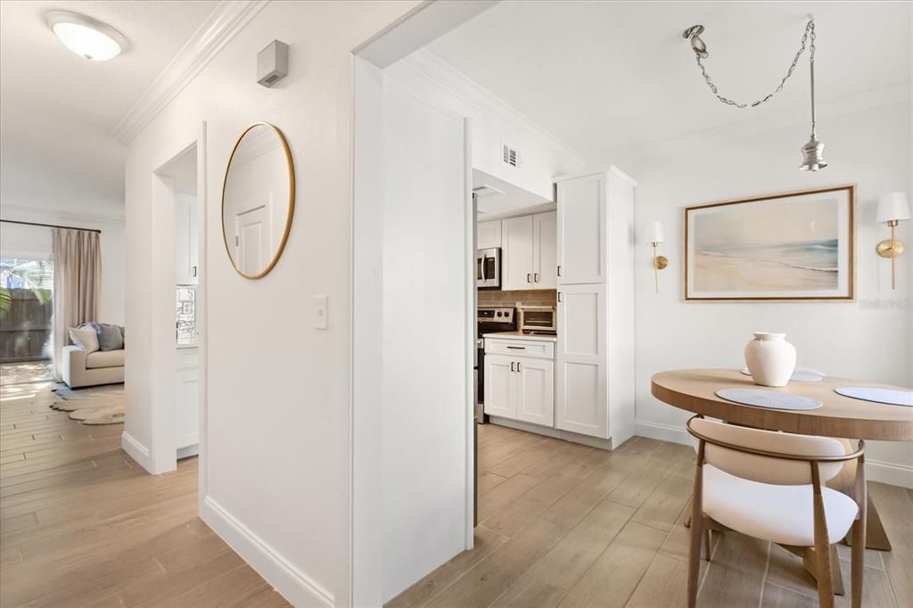 Active With Contract: $390,000 (2 beds, 1 baths, 1132 Square Feet)