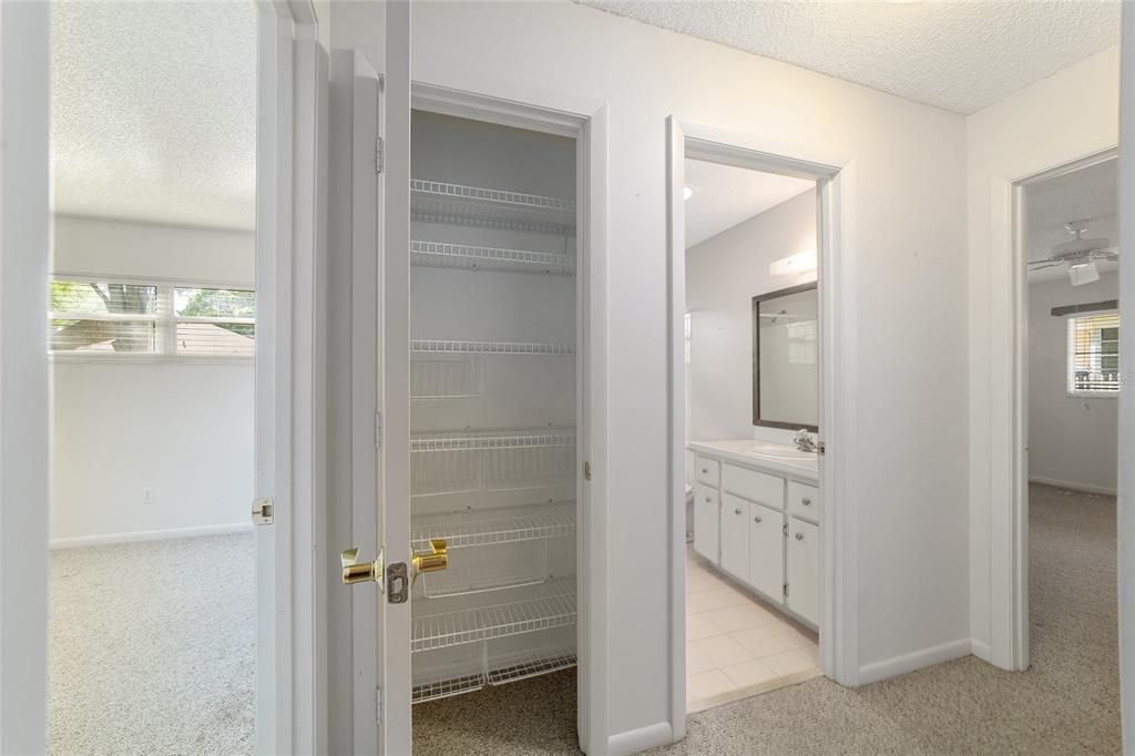 Active With Contract: $125,000 (2 beds, 2 baths, 1531 Square Feet)
