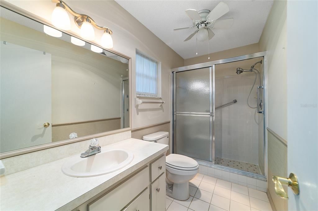 Active With Contract: $125,000 (2 beds, 2 baths, 1531 Square Feet)