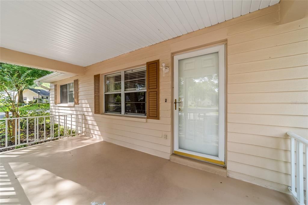 Active With Contract: $125,000 (2 beds, 2 baths, 1531 Square Feet)