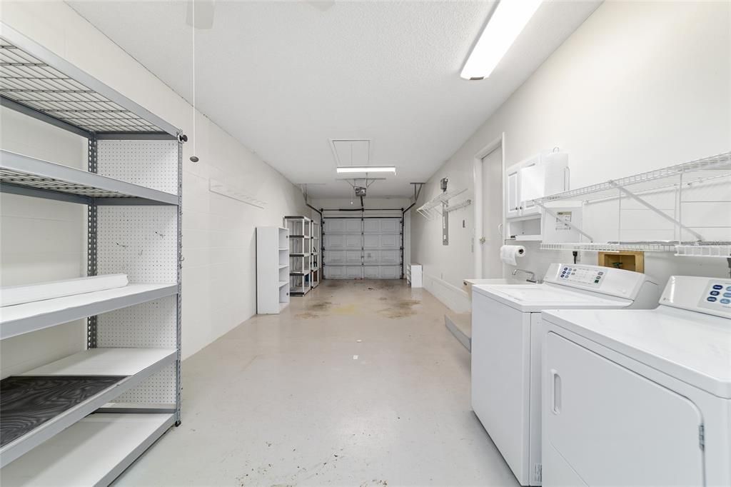 Active With Contract: $125,000 (2 beds, 2 baths, 1531 Square Feet)