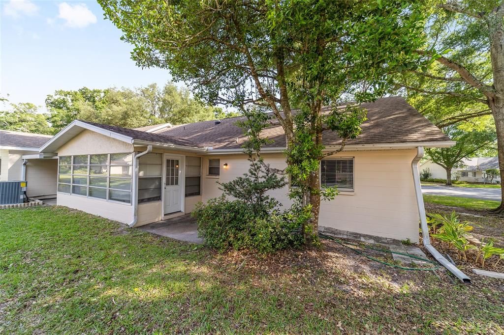 Active With Contract: $125,000 (2 beds, 2 baths, 1531 Square Feet)