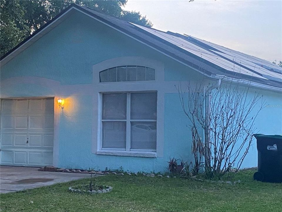 For Sale: $350,000 (3 beds, 2 baths, 1334 Square Feet)