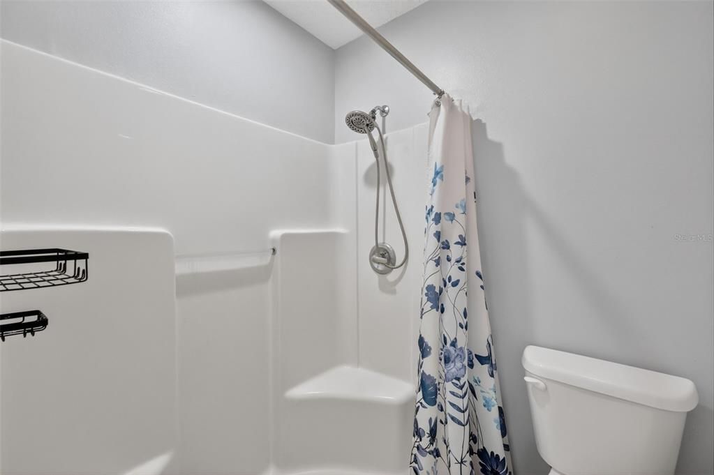 Active With Contract: $229,900 (2 beds, 2 baths, 1202 Square Feet)