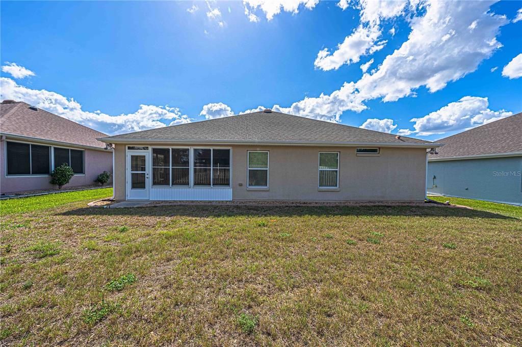 Active With Contract: $239,990 (2 beds, 2 baths, 1488 Square Feet)