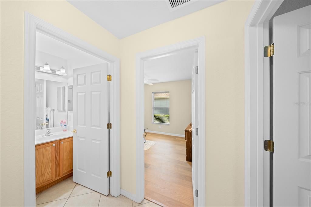 Active With Contract: $239,990 (2 beds, 2 baths, 1488 Square Feet)