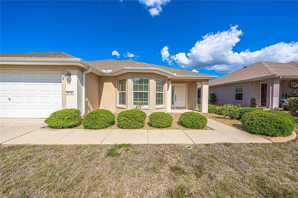 Active With Contract: $239,990 (2 beds, 2 baths, 1488 Square Feet)
