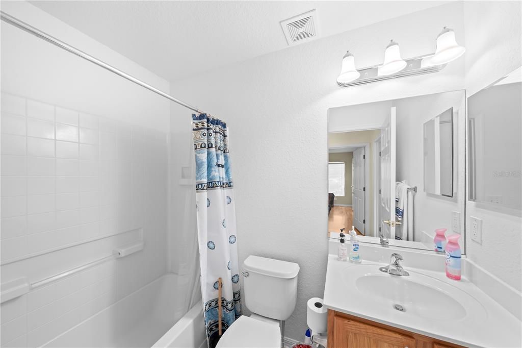 Active With Contract: $239,990 (2 beds, 2 baths, 1488 Square Feet)