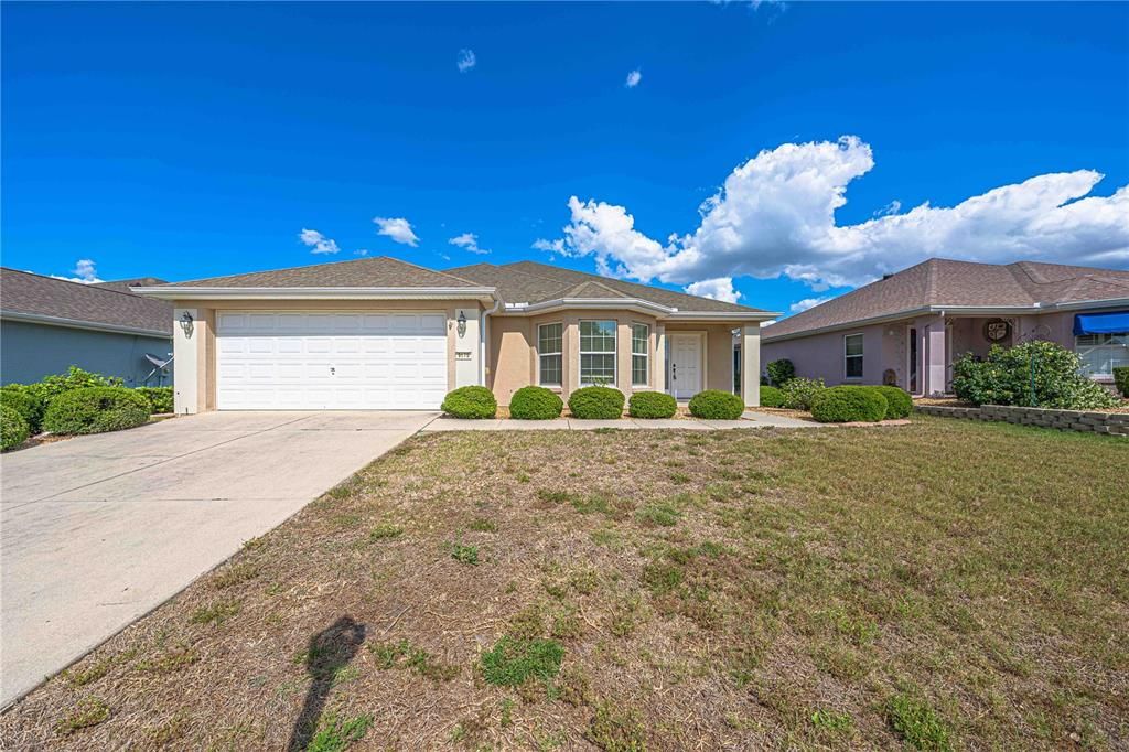 Active With Contract: $239,990 (2 beds, 2 baths, 1488 Square Feet)