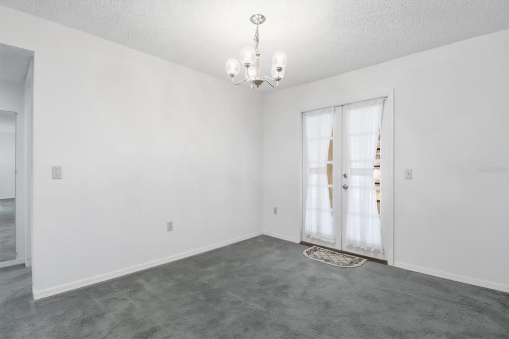 For Sale: $154,500 (2 beds, 2 baths, 1152 Square Feet)