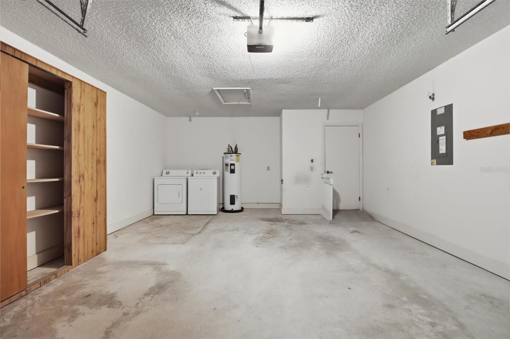 For Sale: $154,500 (2 beds, 2 baths, 1152 Square Feet)