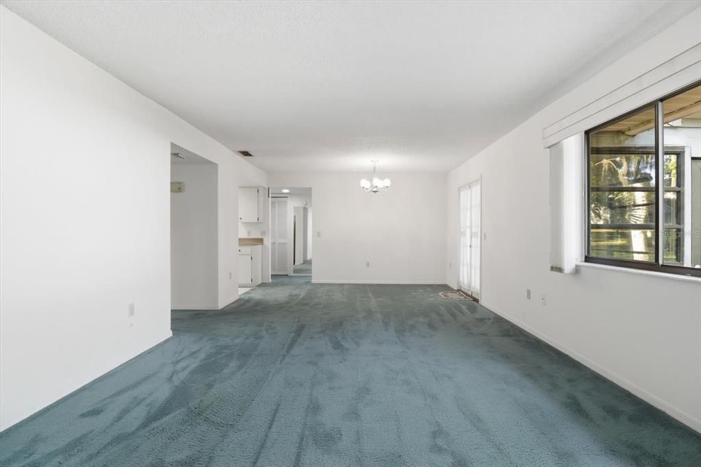 For Sale: $154,500 (2 beds, 2 baths, 1152 Square Feet)
