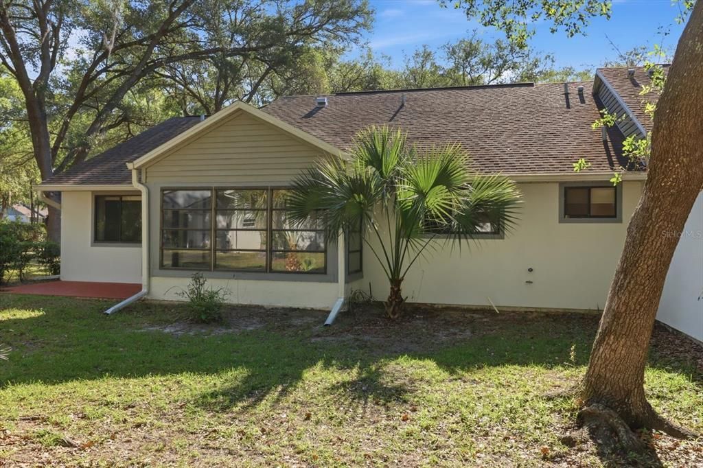 For Sale: $154,500 (2 beds, 2 baths, 1152 Square Feet)