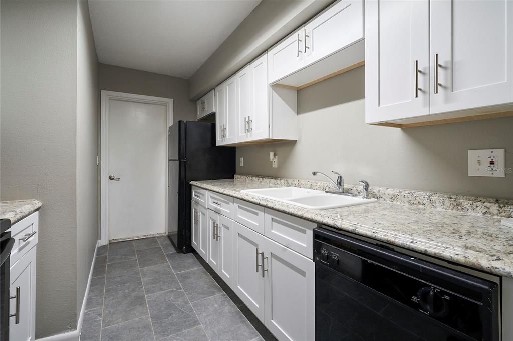 En Venta: $173,000 (2 camas, 1 baños, 1104 Pies cuadrados)
