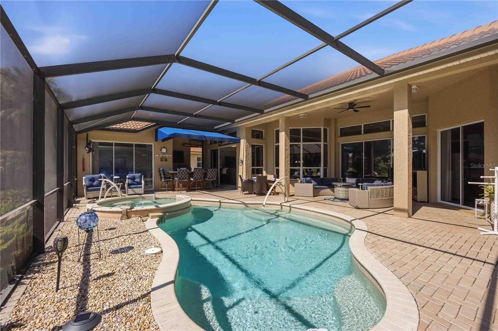 For Sale: $899,500 (3 beds, 4 baths, 2750 Square Feet)