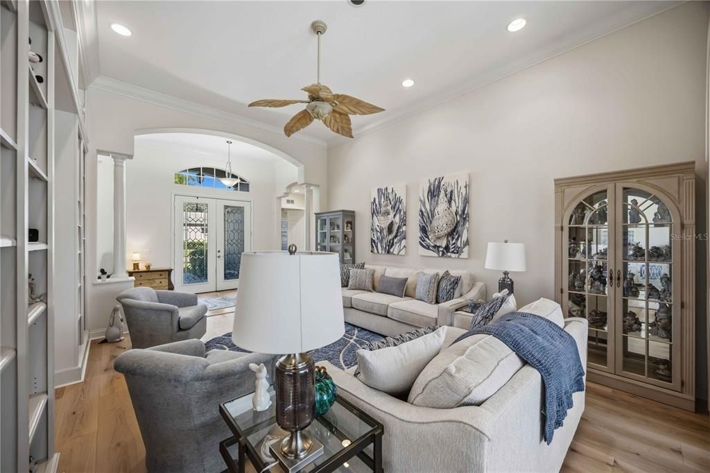 For Sale: $899,500 (3 beds, 4 baths, 2750 Square Feet)