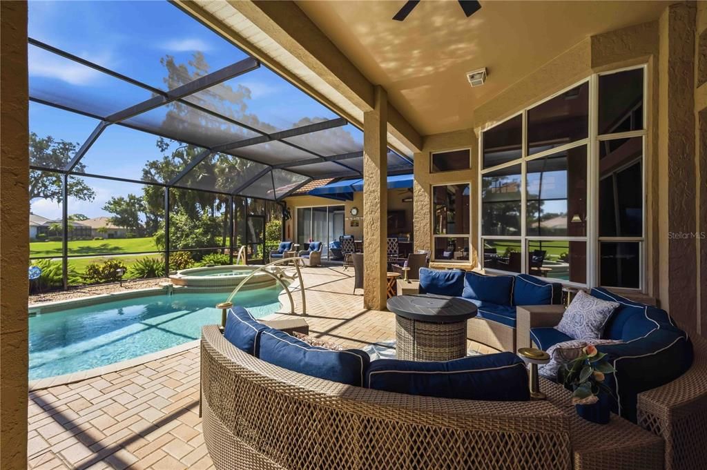 For Sale: $899,500 (3 beds, 4 baths, 2750 Square Feet)