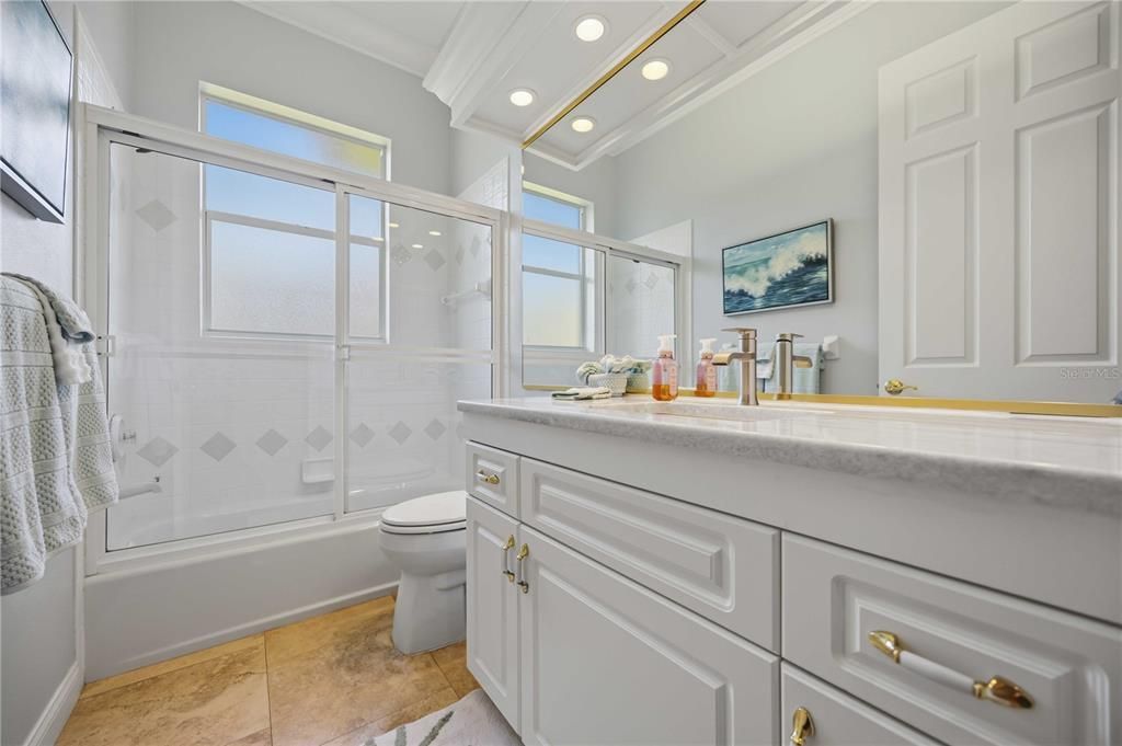 For Sale: $899,500 (3 beds, 4 baths, 2750 Square Feet)