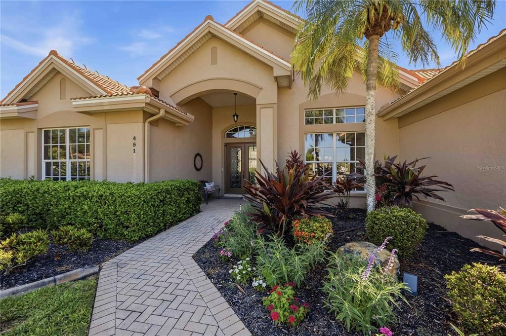 For Sale: $899,500 (3 beds, 4 baths, 2750 Square Feet)