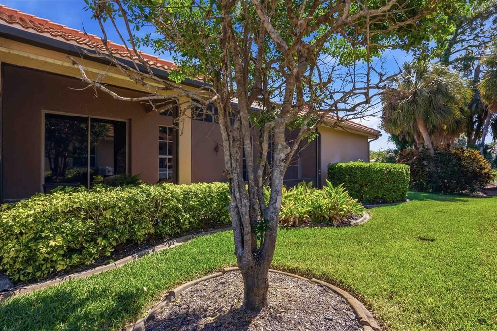 For Sale: $899,500 (3 beds, 4 baths, 2750 Square Feet)