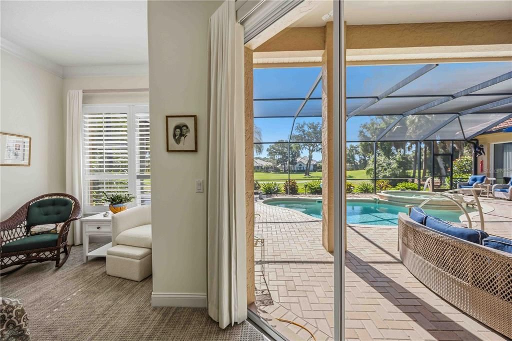 For Sale: $899,500 (3 beds, 4 baths, 2750 Square Feet)